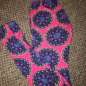 Simply Southern Pants - NWOT Simply Southern leggings Simply Southern Pants - NWOT Simply Southern leggings